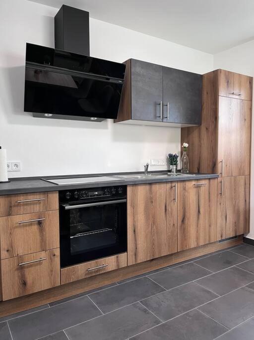 Modern Und Rustikal Mit Kamin Ferienwohnung Kohlert Bad Berleburg Exteriér fotografie